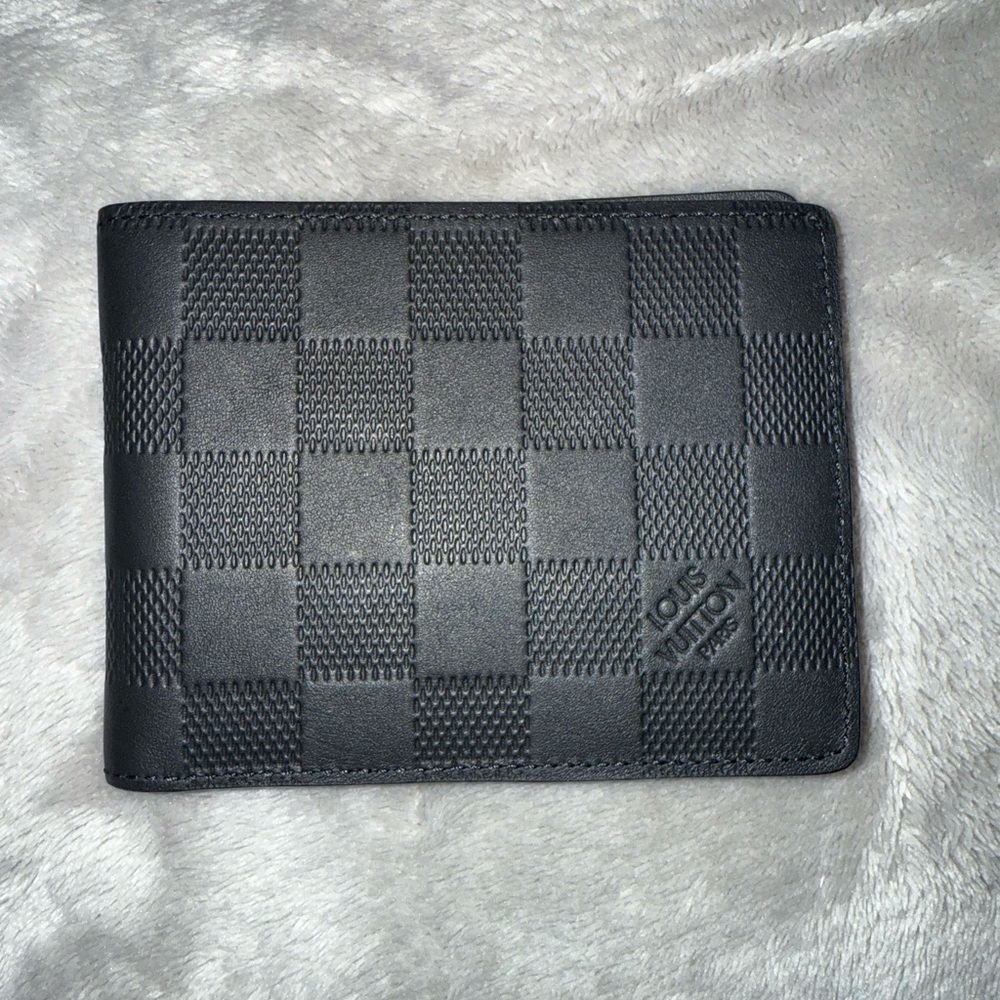 Louis Vuitton Multiple Wallet in Infini Leather